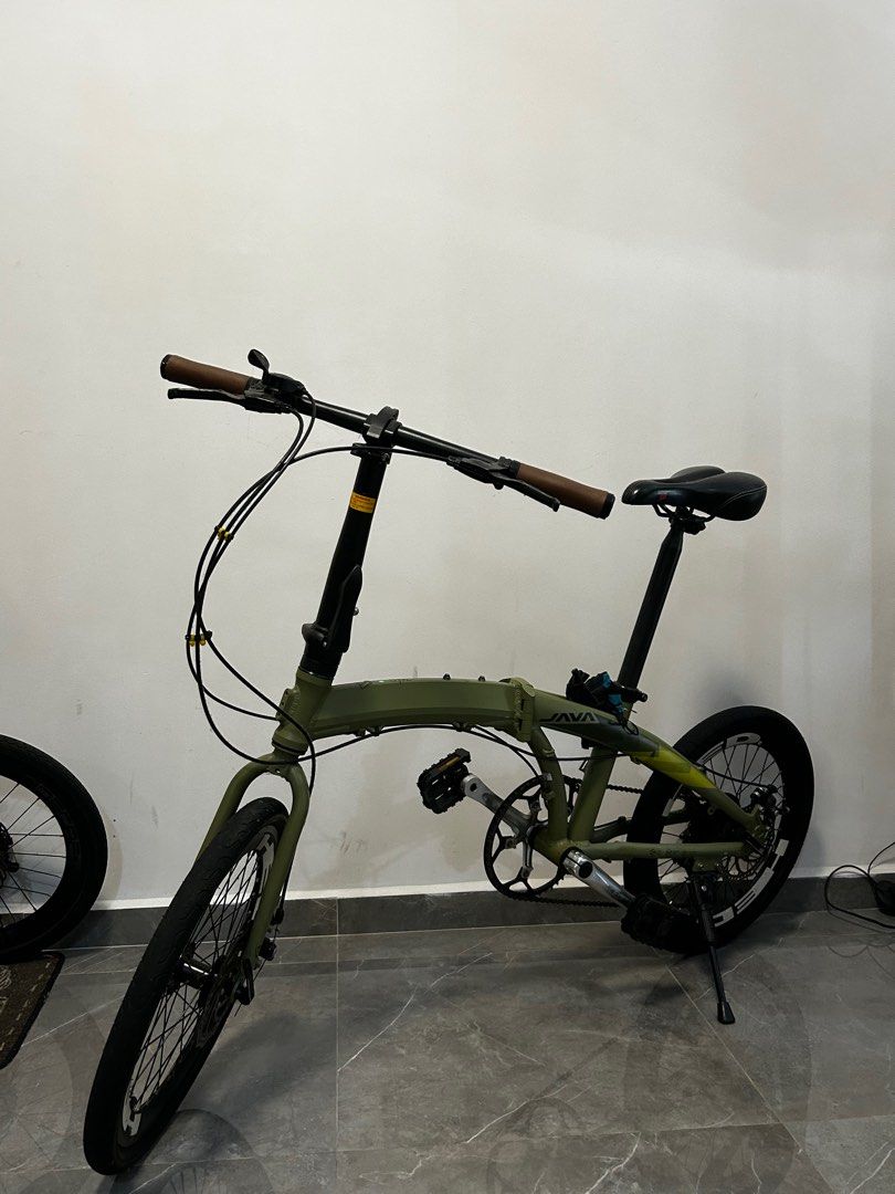 Java zelo v2 and java x2 (Category: Bicycles) located in Singapore. Submitted by 9b2h6q8y2v (Listing ID 1297256537, Image 5). Description: Urgent selling ( negotiable) FOR BOTH $450 Java zelo v2 $200 Java x2 $250.