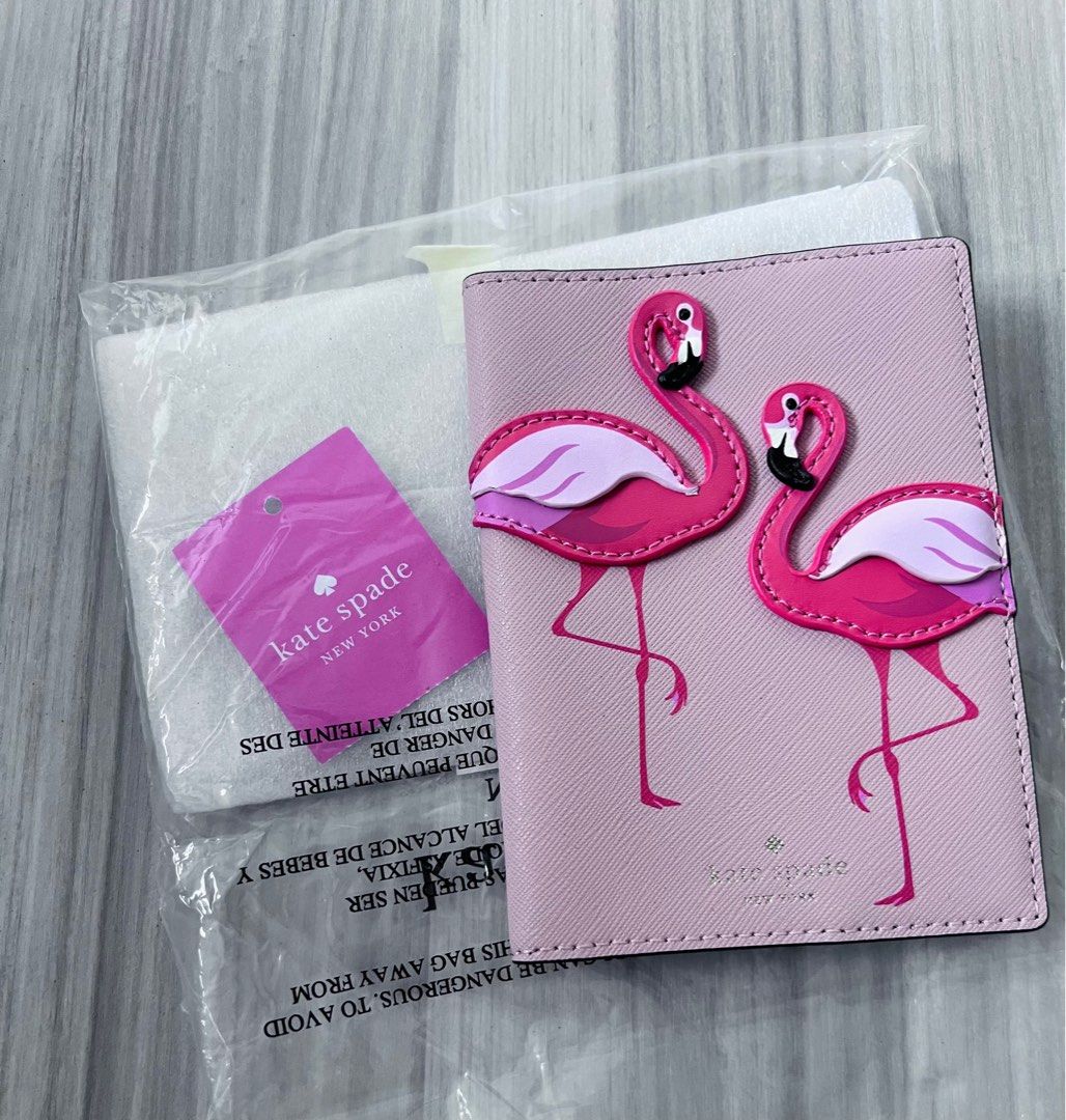 Kate igern spade passport holder pink