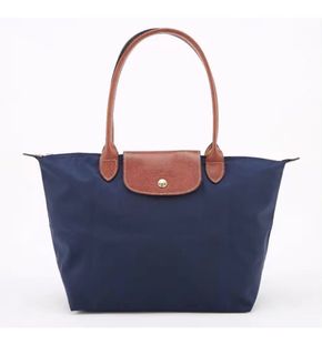 (Category: ) located in . Submitted by myselectedbags (Listing ID 1297382179, Image 1). Description: .