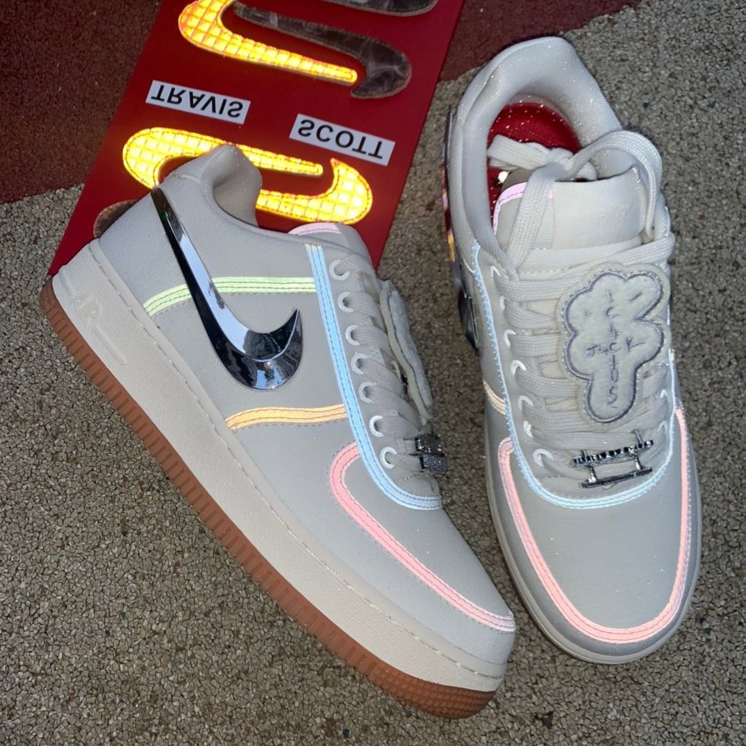 Travis scott af1 3m top