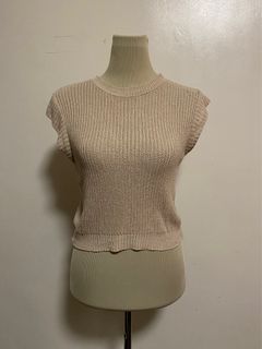 Nude knitted / crochet top