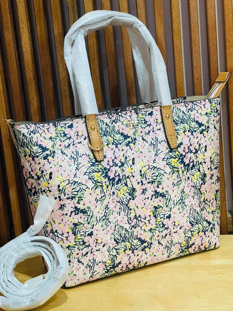 Kerrington small zip tote shop