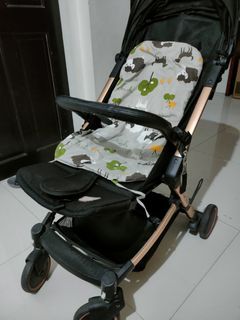 Pre-loved Akeeva Esmio gold baby stroller