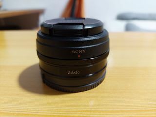 Sony E 20 mm F2.8 SEL20F28 Black Lens