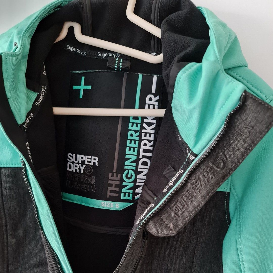 Superdry Wind Trekker W45 L60cm