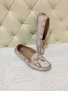 Tods Womens Light Pink Leather Loafers Size 6.5