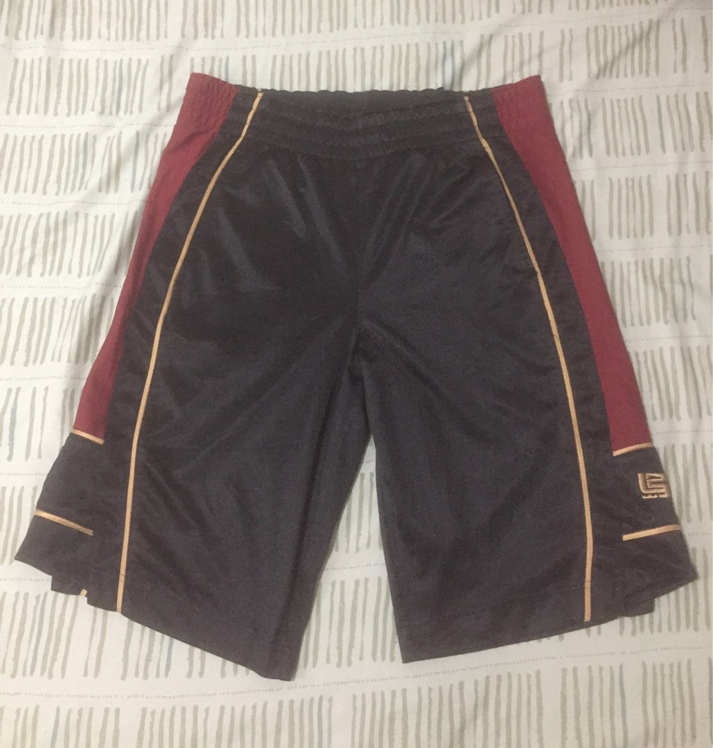 Vintage Lebron James Shorts Men S Fashion Activewear On Carousell Vintage Lebron James Shorts Men S Fashion Activewear On Carousell