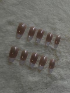 24 pcs short coffin-shaped nude french false nail tips set.