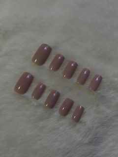 24 pcs short square simple glossy painted false nail tips set.