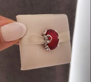 💎 SALE! PANDORA FROSTED RED MURANO GLASS & HEARTS CHARM