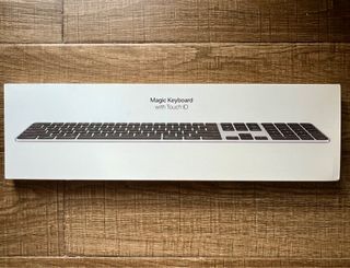 Apple Magic Keyboard with Touch ID and Numeric Keypad for Mac