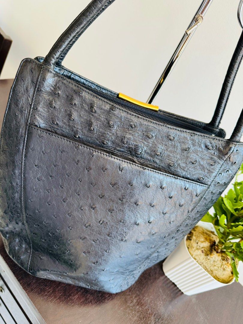 Authentic Ostrich Leather hobo bag (Category: Luxury Bags & Wallets) located in San Pedro. Submitted by ely.c. (Listing ID 1297412341, Image 2). Description: Authentic Ostrich leather hobo bag 🥀 Rank AB condition 🥀 Medium size ostrich leather bag 🥀 Buyer will shoulder shipping fee 🥀 LP posted .