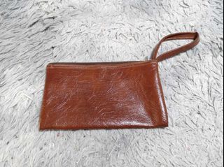 brown Zipper Leather Wristlet