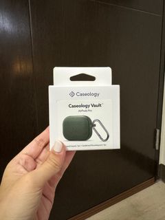 Caseology Vault Airpods Pro Army Green Case