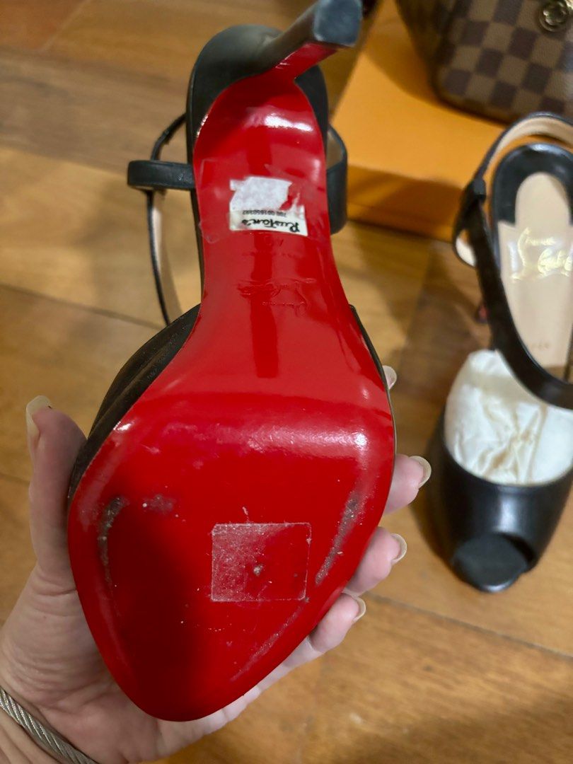 Christian Louboutin Black Heels (Category: Heels) located in Cebu City. Submitted by stuffforyouph (Listing ID 1297529168, Image 3). Description: Item: christian louboutin black heels Color: black Size: 40 Inclusions: box and dustbag Price: P16k Condition: 9/10 .