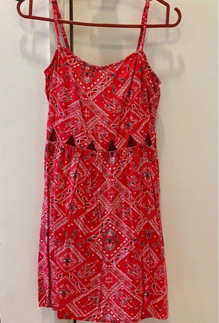 divided h&m red dress Women's Red Twist-Detail Dress