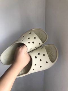 Crocs Womens slides 1.5 heels size W5