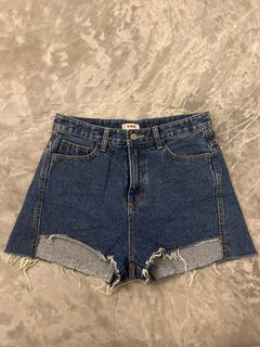 (Category: ) located in . Submitted by breadobee (Listing ID 1297506181, Image 1). Description: .