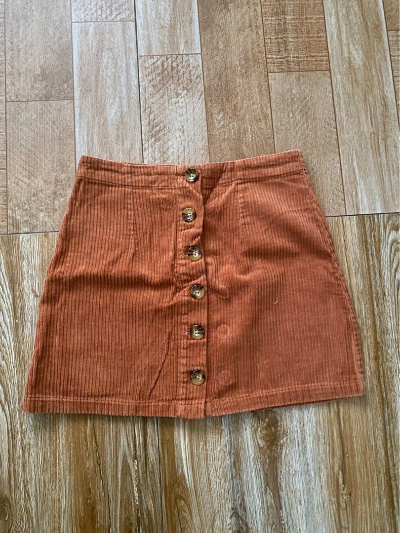 F21 Corduroy Skirt (Category: Skirts) located in Naga. Submitted by empr_ (Listing ID 1297396522, Image 1). Description: F21 Corduroy Skirt. lightly used. fits xs-small..