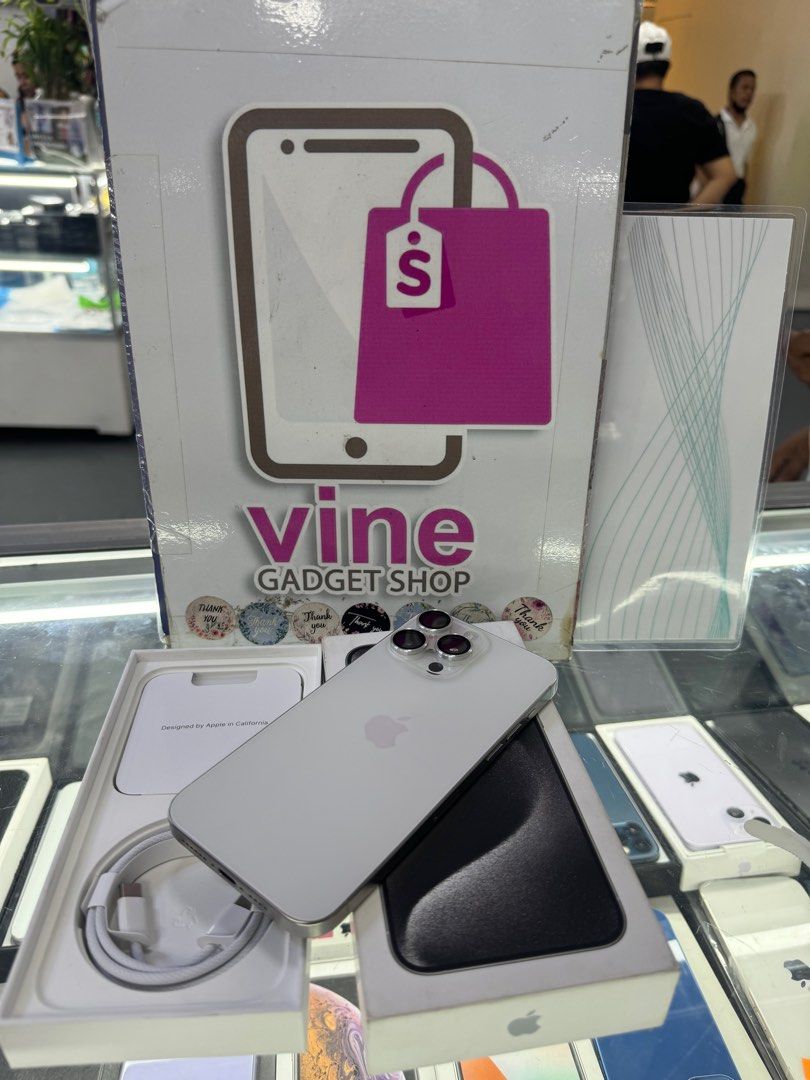 iphone 15 pro max 256gb dual sim good as new (Category: iPhone 15 Series) located in Cainta. Submitted by vine_gadget_shop (Listing ID 1297453592, Image 2). Description: iphone 15 pro max 256gb dual sim good as new hk variant warranty until december 2024 pick up store greenhills shopping center we accept trade in we accepy credit card and ggives installment we do cod and door to door we ship nationwide for fast transaction call 09277368323 look f