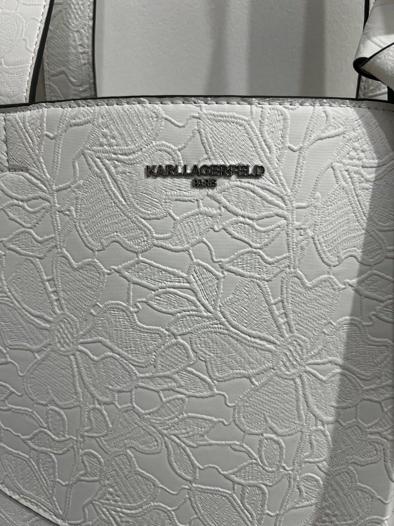 Karl Lagerfeld White Tote Bag (Category: Tote Bags) located in Quezon City. Submitted by d.essentialfinds (Listing ID 1297427719, Image 2). Description: Karl Lagerfeld White Tote Bag - Brand new -100 % Original -Bought in Canada 🇨🇦 - RFS: Declutter Negotiable for sure buyers.