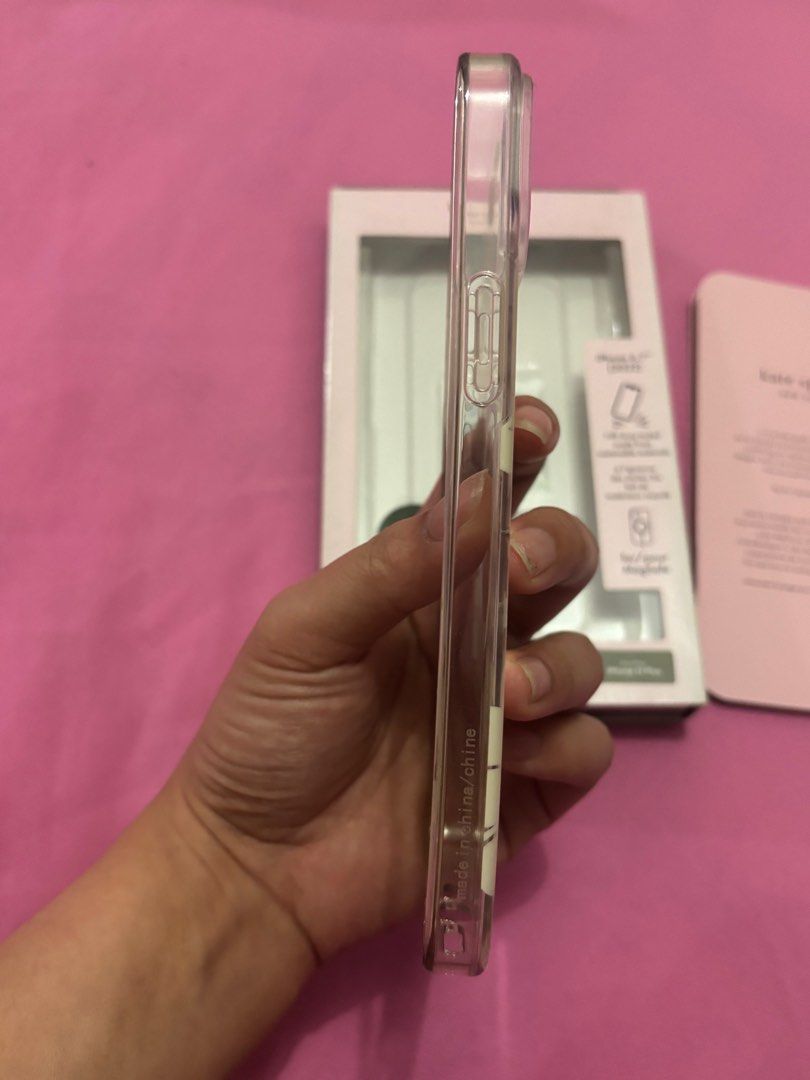 Kate Spade Magsafe Case (Category: Cases & Sleeves) located in Lipa City. Submitted by pinky09 (Listing ID 1297479926, Image 3). Description: Original Kate Spade Magsafe case for Iphone 14/15 Plus RFS: Decluttering.