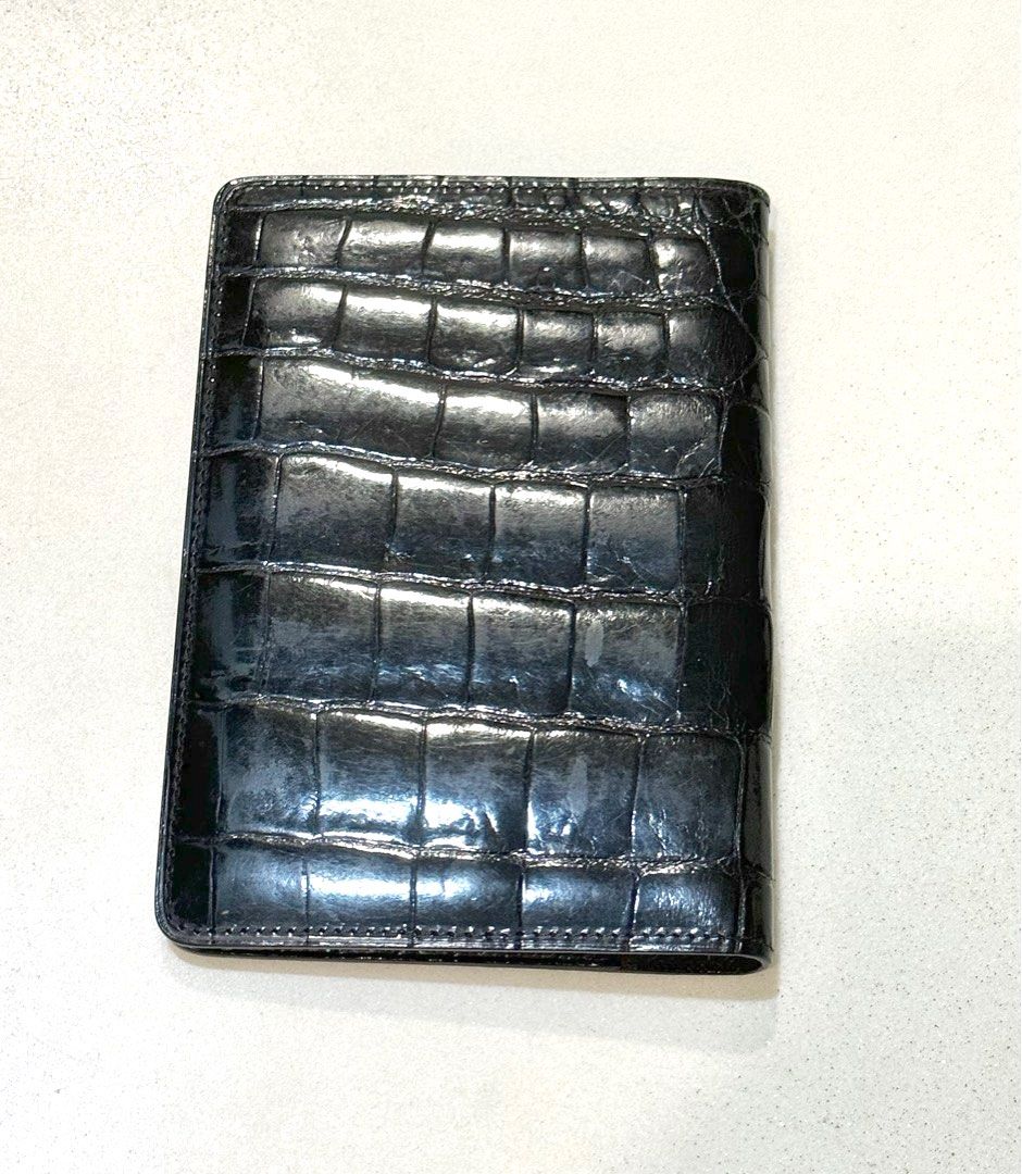 Kwanpen black crocodile passport & cards holder, Men's Fashion, Watches