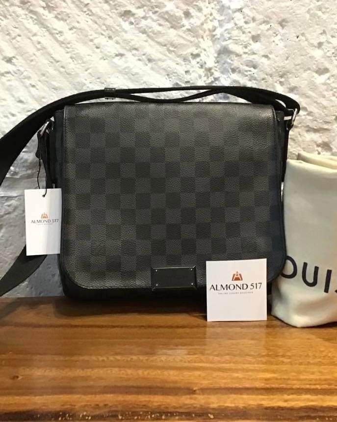 Louis Vuitton District Damier Graphite PM Black (Category: Luxury Bags & Wallets) located in Dasmarinas. Submitted by reimac_almond517 (Listing ID 1297422339, Image 1). Description: 📣AVAILABLE IN SHOP📣 District PM ✨ INCLUSION: Dustbag Php 45,500xx 📩DM us for more detailed photos ✅ OFFERS LAYAWAY ✅ ACCEPTS CONSIGNMENT 📍 This item is also available for viewing at 2nd Floor , Serendra Retail , SERENDRA HIGH STREET BGC Taguig City 🛍️OPENS DAILY 