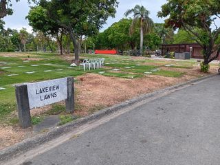 Manila Memorial Park Sucat, 2 lawn lots at Lakeview Lawns