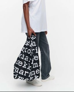 (Category: ) located in . Submitted by cclearmywardrobee (Listing ID 1297522934, Image 1). Description: .