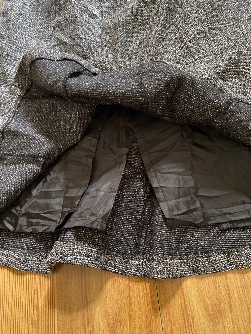 mermaid cotton skirt with inner lining (Category: Skirts) located in Quezon City. Submitted by onisethrifts (Listing ID 1297440685, Image 3). Description: - W: 30-31, L: 26 - no flaws - offers open! i will accept or decline na lang - mop: gcash, maya, paypal, bpi - mod: sco, flash, ggx, lalamove - can do meetups around qc! t. long palda midi mini y2k vintage clean kendal grunge alt boho cargo.
