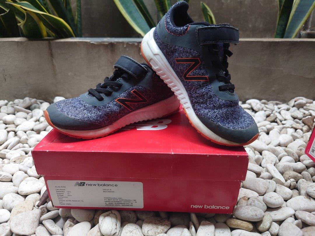 new balance 455v2 kids legit with original boz Fesyen Pria Sepatu Sneakers di Carousell