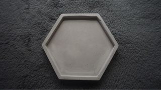 PLAIN coaster / trinket dish (hexagon)