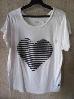 Preloved adidas heart design white shirt