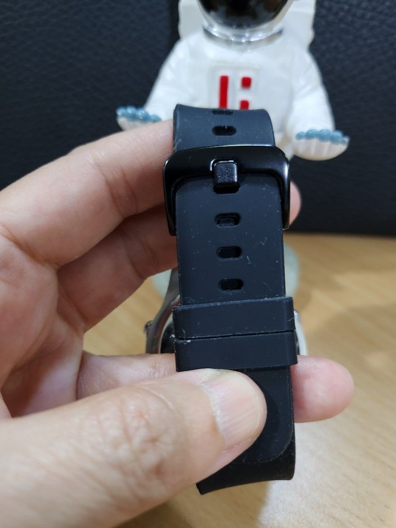 RIPCURL SURF WATCH (Category: Luxury Watches) located in San Juan City. Submitted by angelgrit (Listing ID 1297419567, Image 3). Description: Ripcurl Surf Watch Quarts Digital Newly replaced strap Generic Box P1,500 plus shipping fee.
