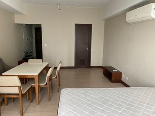 RUSH SALE AT 8.2M ALL IN WITH PARKING! 42 sqm Studio Unit for sale in Three Central, Makati City!