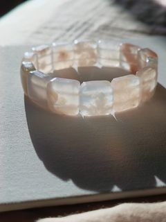 (Category: ) located in . Submitted by awfullybeauty (Listing ID 1297392210, Image 1). Description: .