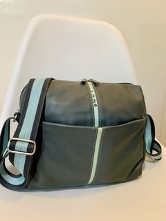 Samsonite Leather Sling Bag