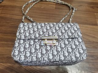 Sling Bag with flaw