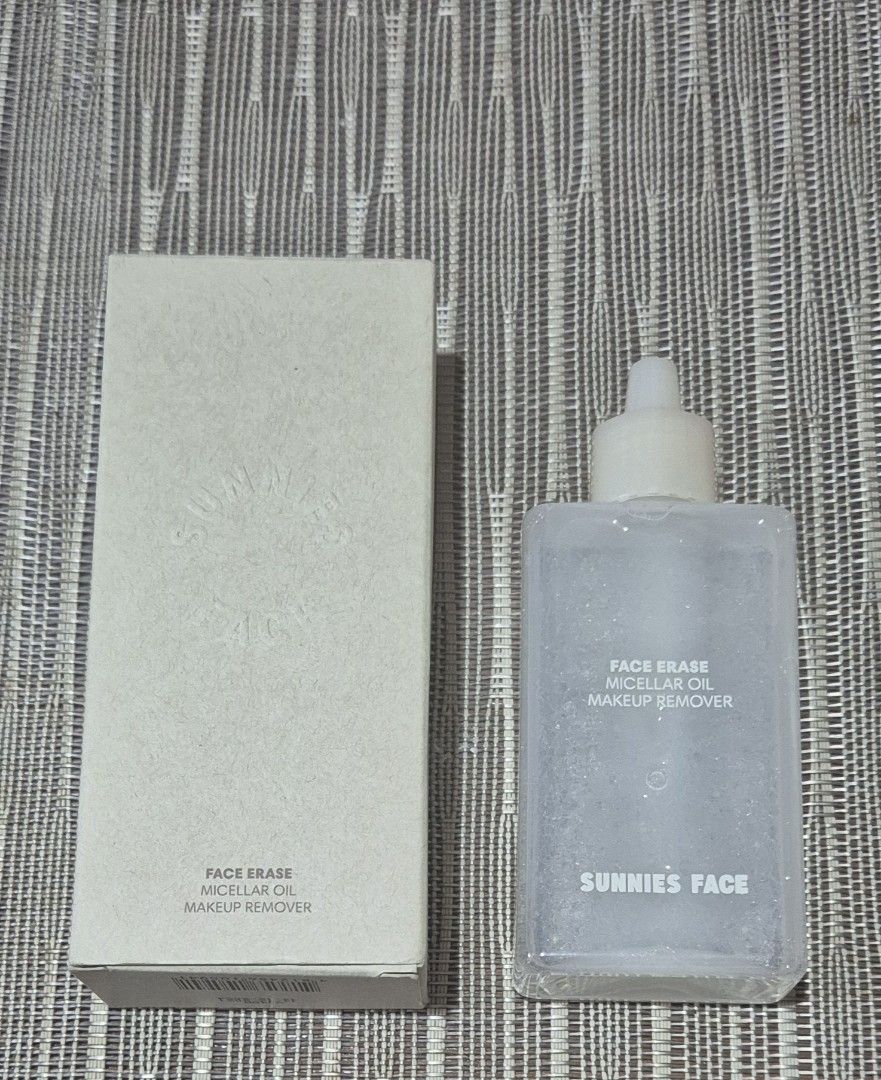 Sunnies Face Erase (Category: Makeup) located in Valenzuela. Submitted by randomlyn (Listing ID 1297409688, Image 1). Description: unopened extra not expired.