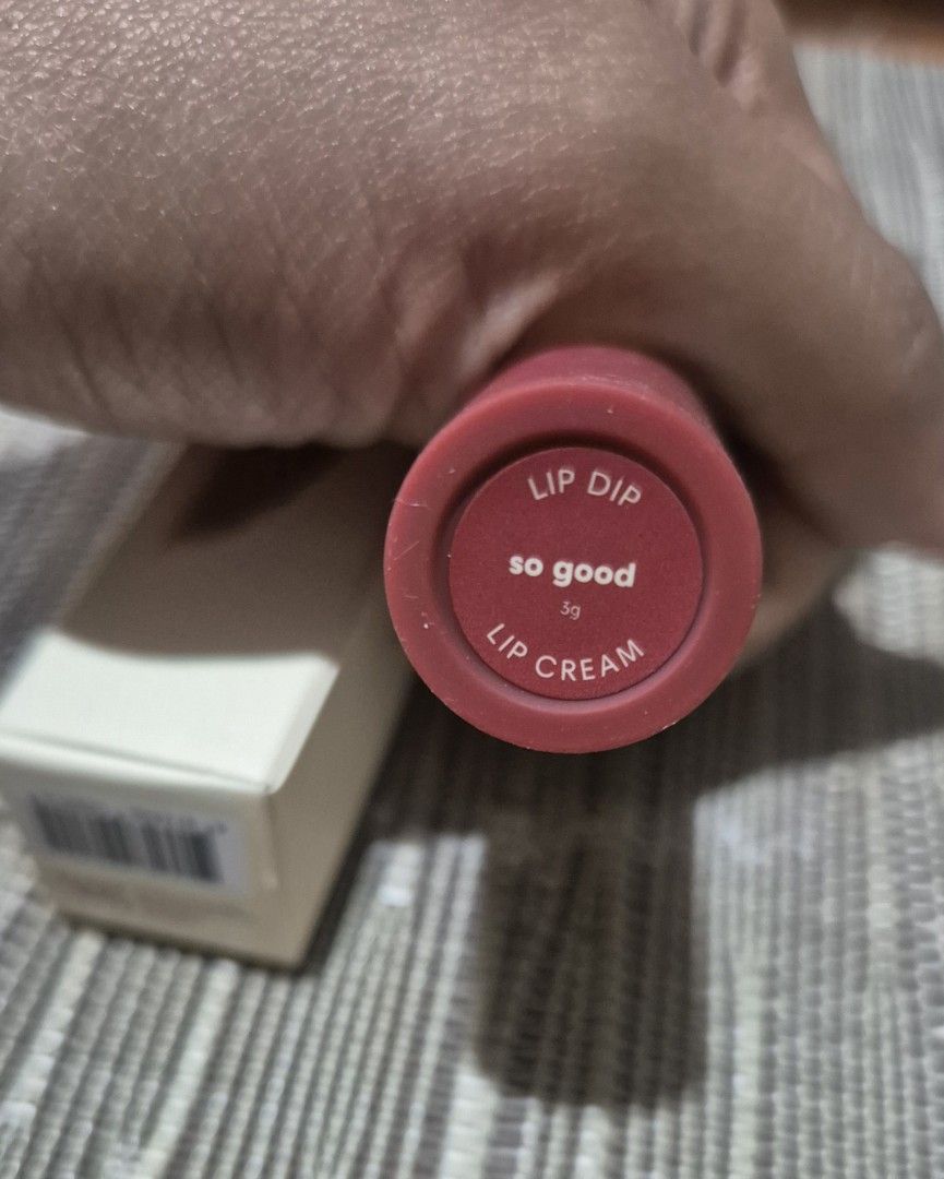 Sunnies Face Lip Dip - So Good (Category: Makeup) located in Valenzuela. Submitted by randomlyn (Listing ID 1297410487, Image 2). Description: unopened brand new extra authentic sunnies face.