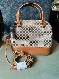 (Category: ) located in . Submitted by th1234shop (Listing ID 1297431334, Image 1). Description: .