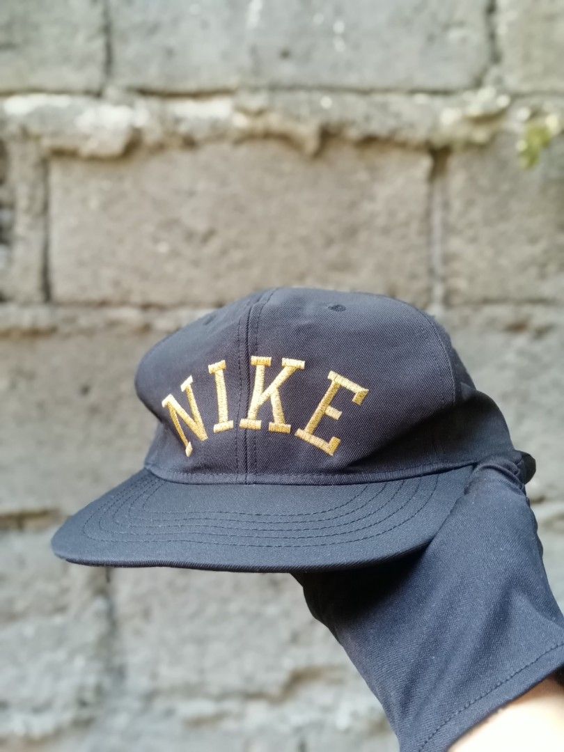 Vintage 80s Nike Arc snapback Men s Fashion Watches Accessories Caps Hats on Carousell