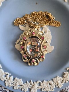 Vintage Floral Dome Cameo Rhinestone Necklace with Stainless Chain