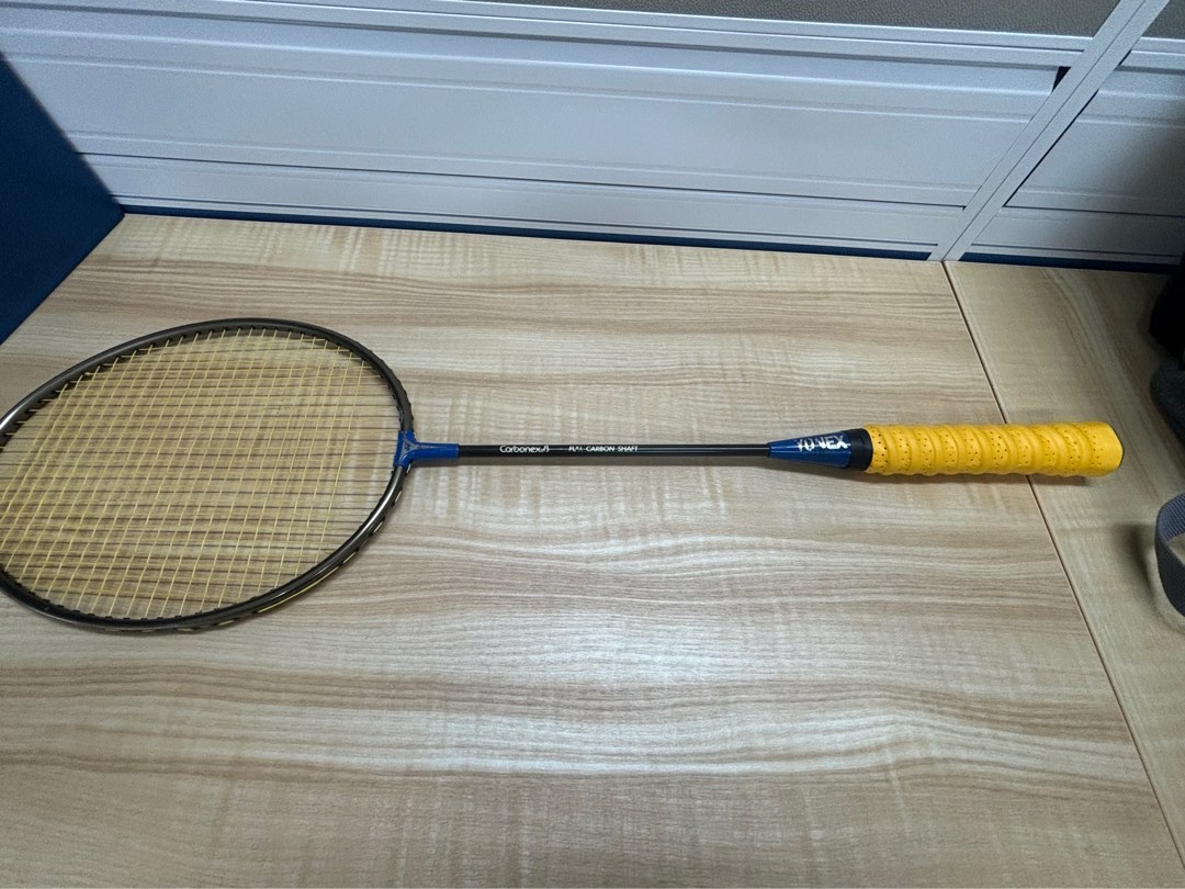 yonex_carbonex_8_badminton_rac