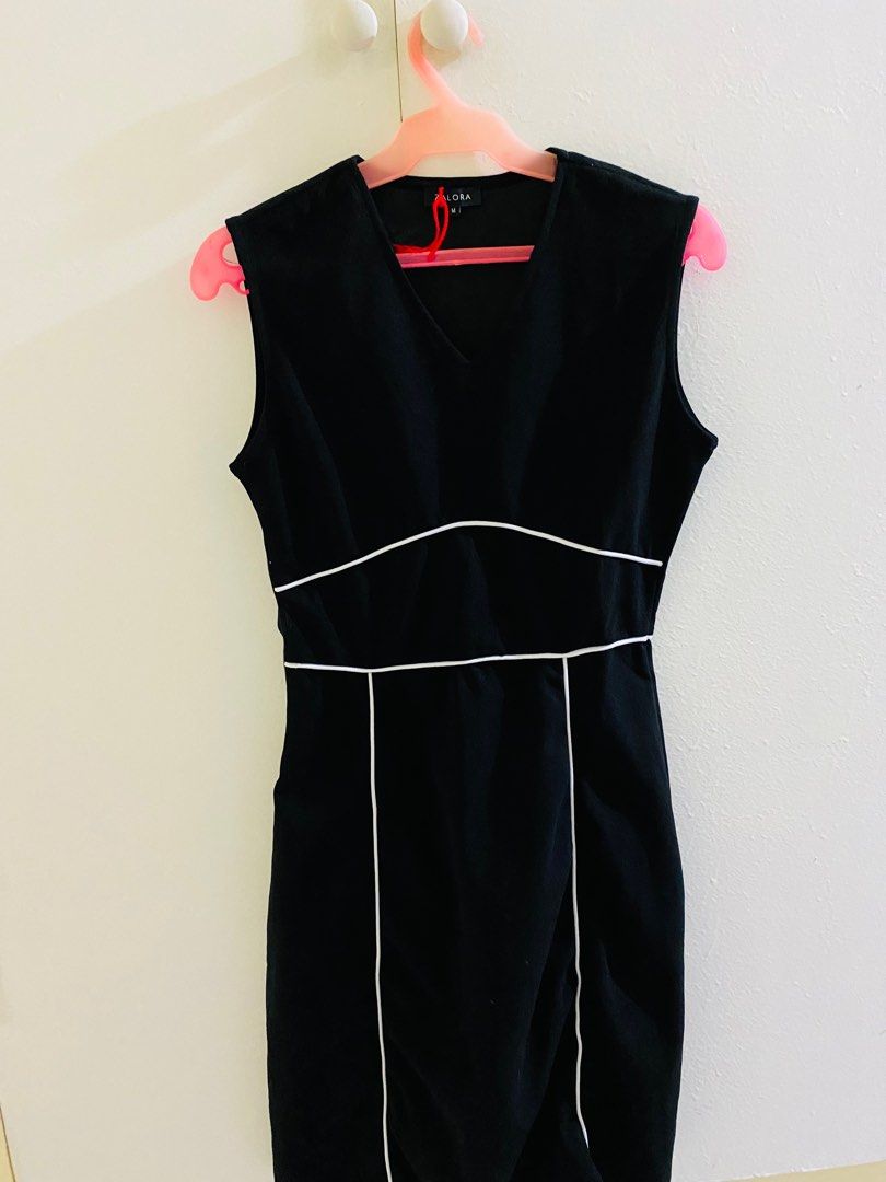 Zalora Dress (Category: Dresses) located in Manila. Submitted by macmb (Listing ID 1297496406, Image 1). Description: Good as new used only once Size: Small to Medium Location: Ayala Triangle Gardens.