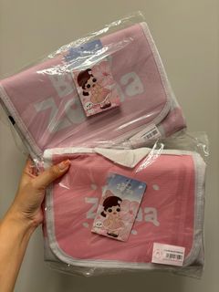（分類：）位於 。 由 hi.and.bye 提交（商品編號 1297447696，圖片 1）。簡介： 。