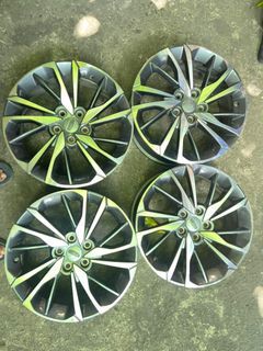 18” Geely Coolray Stock used mags 5Holes Pcd 114  sold as 4pcs