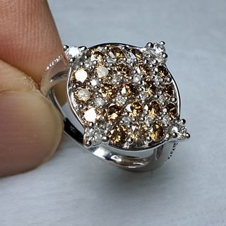 18k White Gold Champagne Diamond Ring