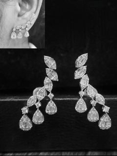 2.60ct diamond 18k white gold V crawler earrings